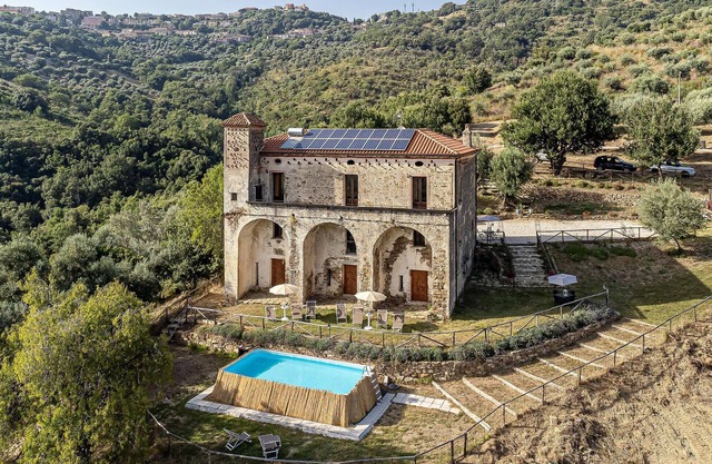 Bonita casa en Prignano Cilento con.