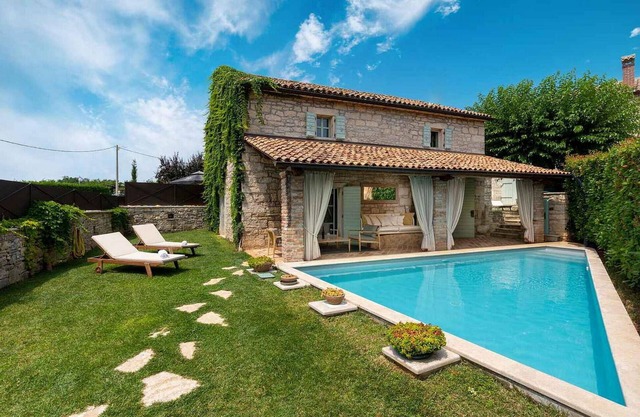 Villa Pakich