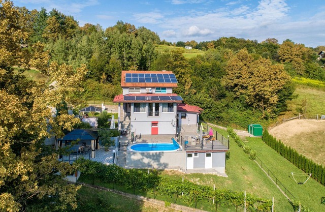 Bonita casa en Zadoborje