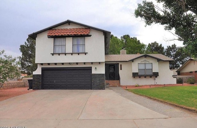 NICE HOME NEAR I10, 4 BEDROOM, 9PPL, WESTSIDE
