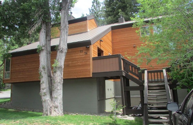 NICE Villas condominio w / HOA piscina, cerca de la ciudad de Tahoe y playa- ¡GRAN valor!