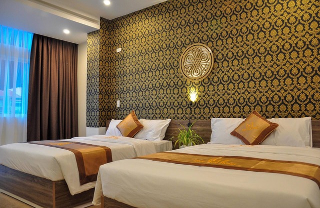 Nice Hue Hotel
