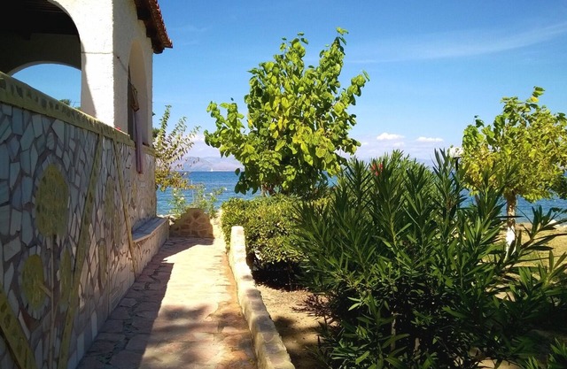 Bonita vista al mar Apartm. s en la playa de Corfú - Recientemente reformado