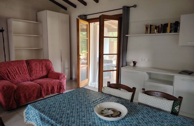 Bonito estudio en una casa adosada con jardín en la Isla de Elba