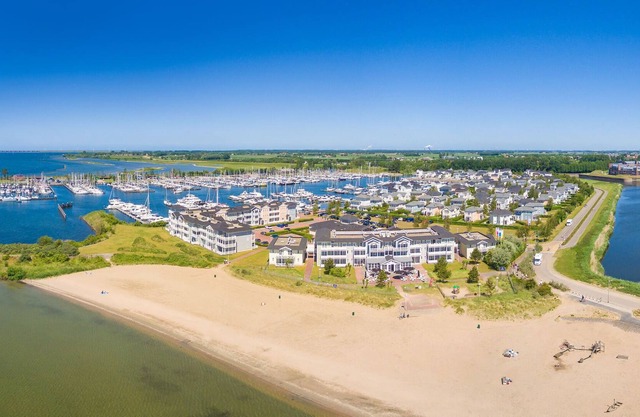 Nice suite with seaview at the beach