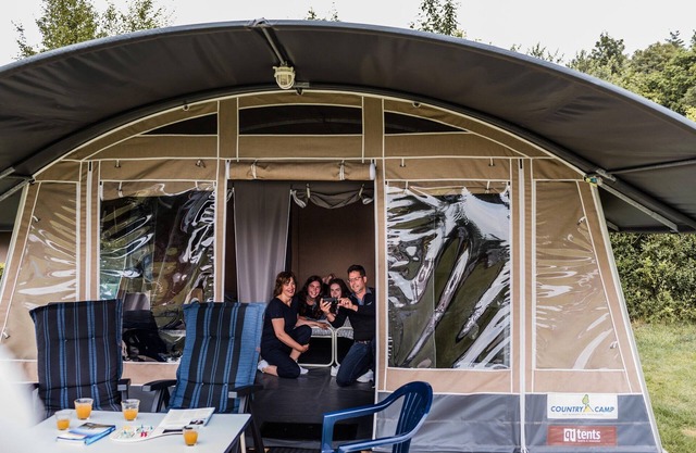 Nice tent lodge on a lake, in the beautiful Vosges