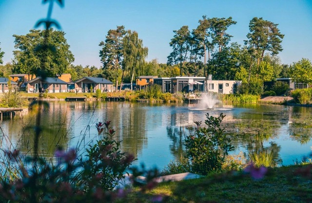 Nice Tent Lodge With Bathroom, Near a Lake