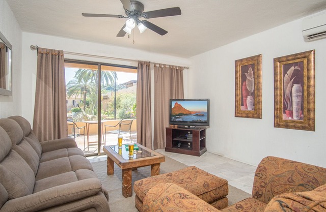 Nice Villa in Las glorias!!