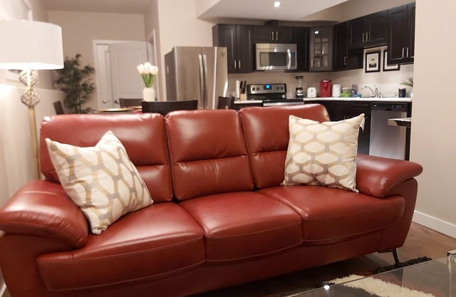 Nicely decorated 2 bedroom basement suite in highbrow Evergreen area.