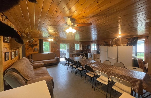Nick's Retreat - Madawaska, Ontario, Canadá