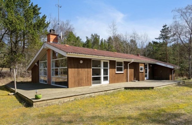 "Nicklas" - 2km from the sea by Interhome