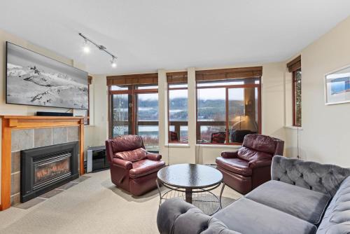 Nicklaus North - Clubhouse by Whistler Premier