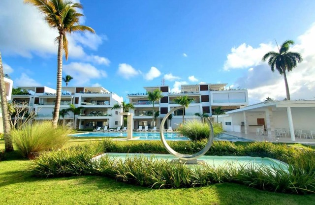 Nicole Residence