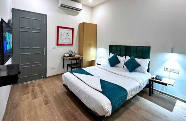 NIDRA HOTEL