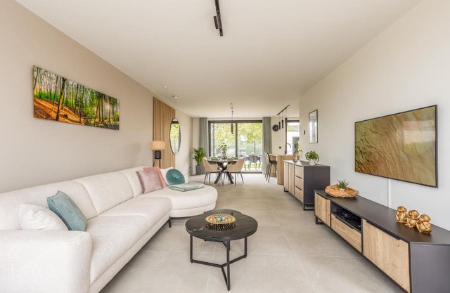 NIEUW - De Grenspaal WEST 6P 5 min Maastricht - Sauna - Laadpaal