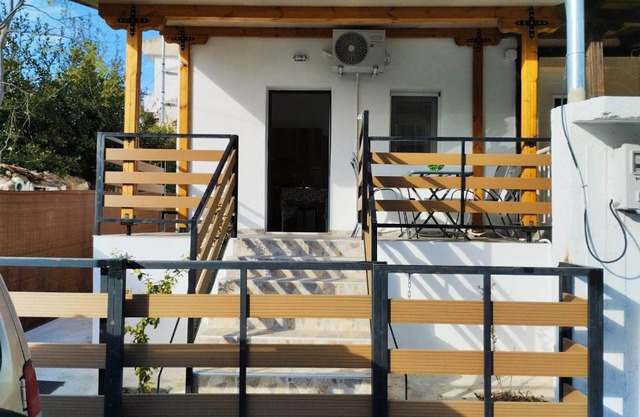 Nikolas' house