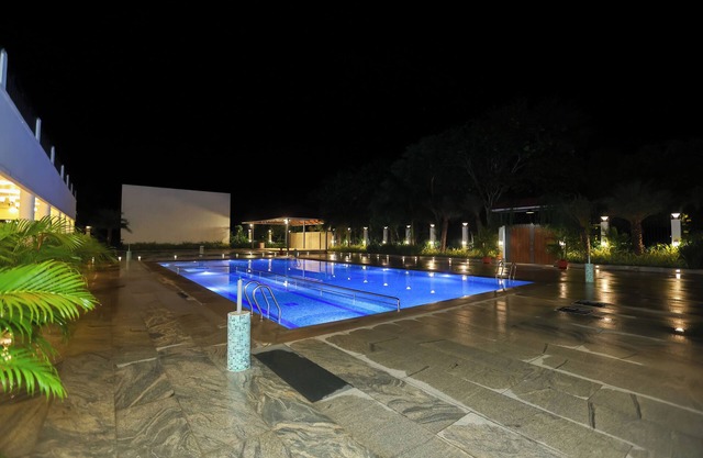 Nilan Zingle Resort