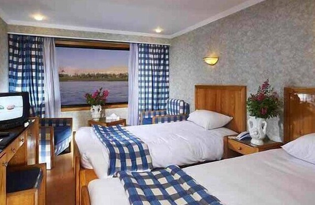 nile cruise from luxor to aswan