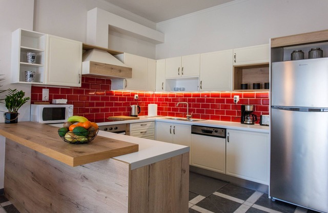 Nima's Beach Apartment