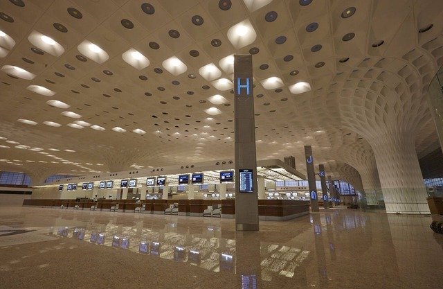Niranta Transit Hotel Mumbai Airport - At Arrivals