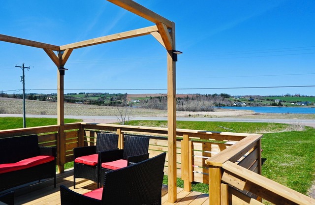 Niseko Riverside by Zen Life : Greenie Cottage
