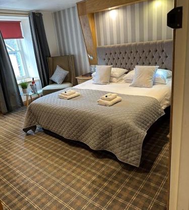 Nithsdale Hotel
