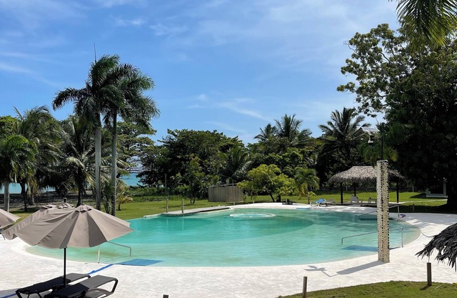 VillaIliana NizaoBeachLodge 3Br 4Bds 7Px FrontBeach