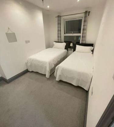 NKY CLASSIC BRIXTON APARTMENT Three