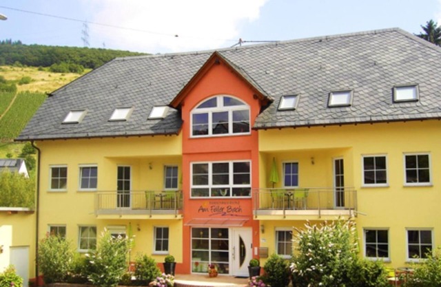 No. 1 5-bed apartment - holiday residence Am Feller Bach