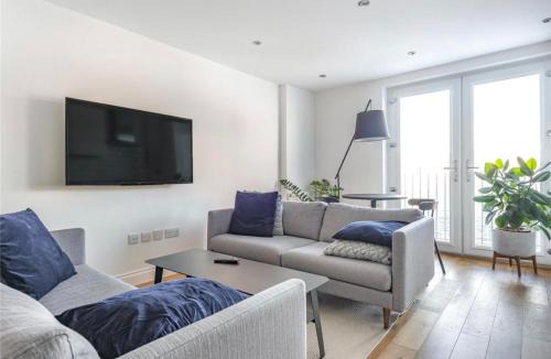 No.1 Universal House - Double Bedroom Apartment