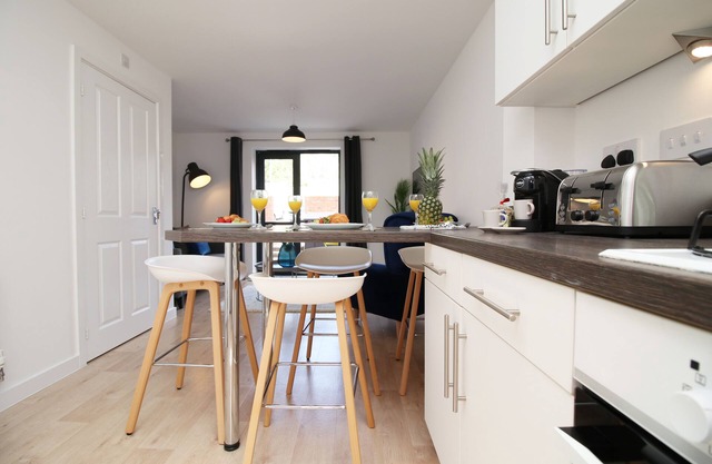 ◑3 Bed Townhouse◑sleeps 5◑WiFi◑parking