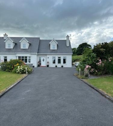 No. 2 Racecourse Lodge
