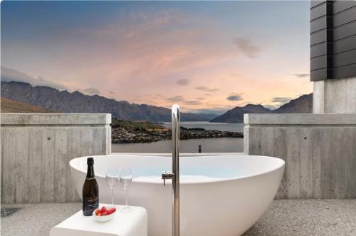 No.8 Queenstown