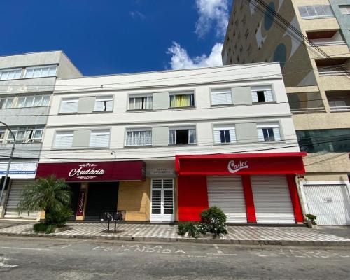 No centro, pertinho de tudo!