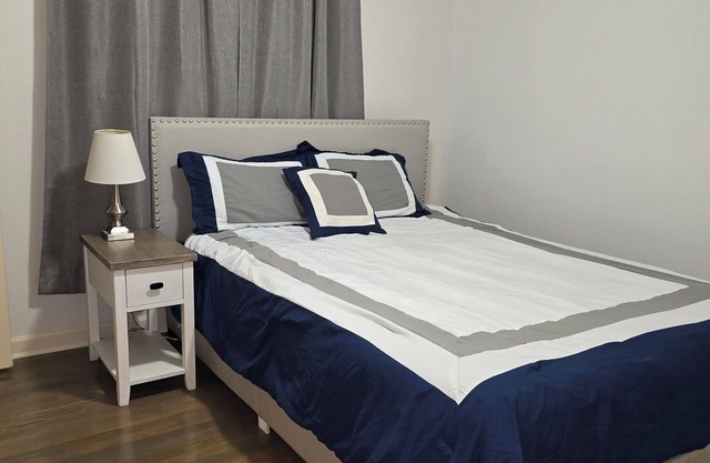 No cleaning fee and affordable rates. The Room 2