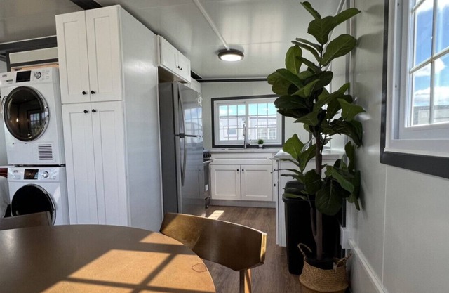 No-Fuss BoxHouse Stay, Monahans, TX