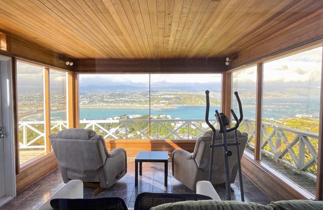 NO PARTY ALLOWED,Sea view 5 bedroom house