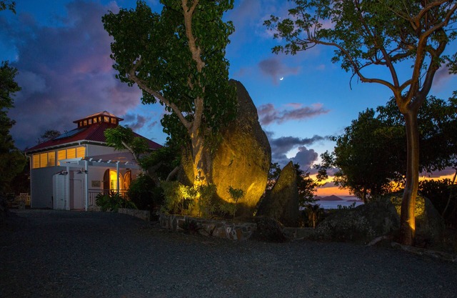 5 ESTRELLAS ***** Hermosa villa caribeña con piscina privada y vistas al agua