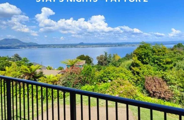 *No Service Fee* Cozy Cabin - Panoramic Lake Views
