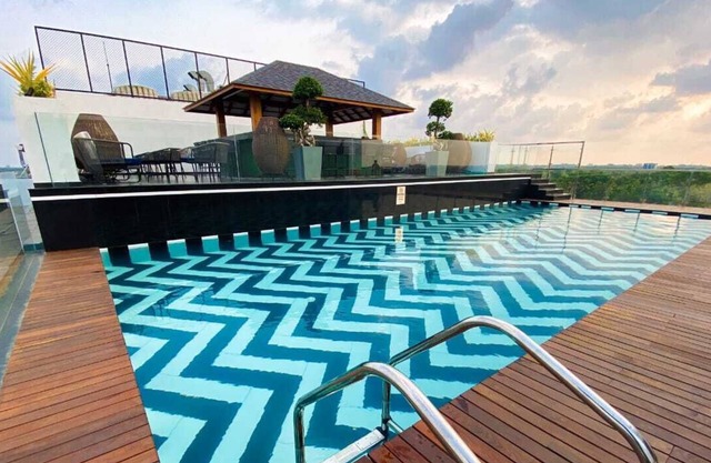 Noah Sky Suites
