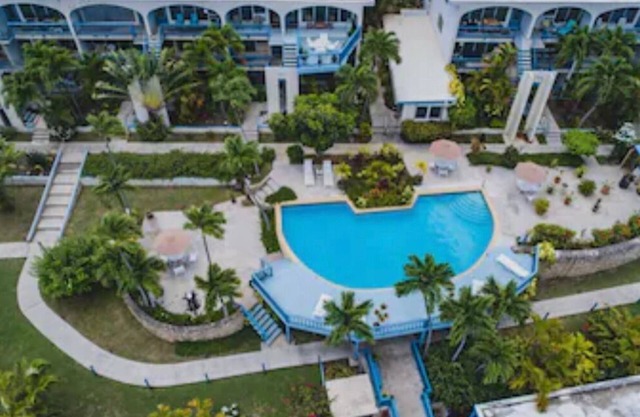 Noble Retreat, Cozy studio condo with pool, laundromat, free parking & Wi-Fi