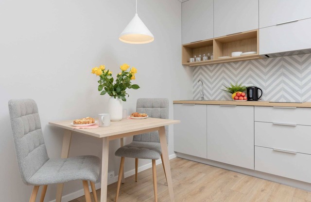 Nocznickiego 29 | Studio | Parking & Balcony