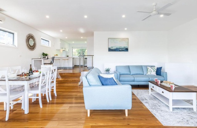 Noemis Place 7 Cromarty Road water views and boat parking available in the driveway