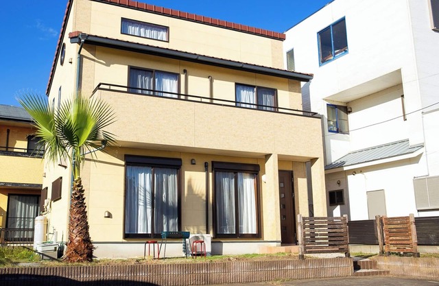 Nonsmoking 2storey house with a panoramic ocea / Asahi Chiba