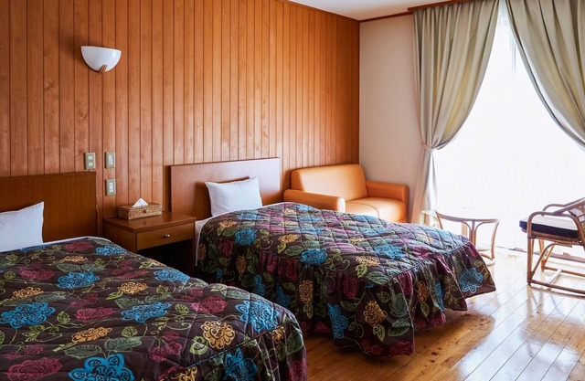 Nonsmoking Annex Westernstyle twin room with breakfast included After relaxing in the hot sprin / Seiyo Ehime