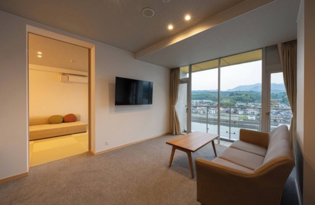 Nonsmoking Deluxe JapaneseWestern room with ri / Hita Ōita