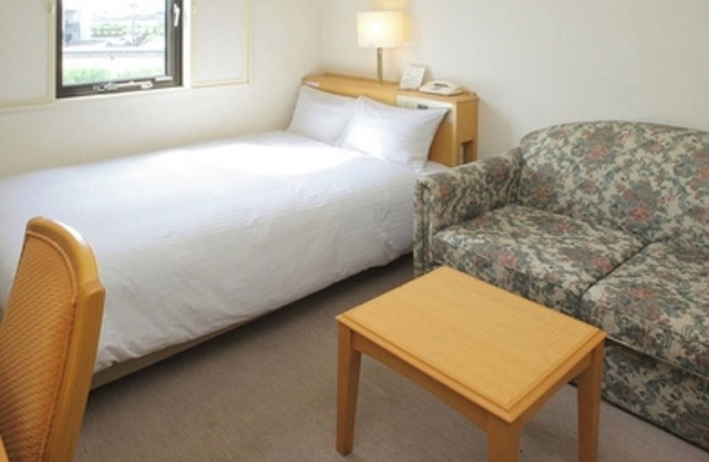 Nonsmoking Deluxe semidouble room Breakfast included buffet style / Okawa Fukuoka
