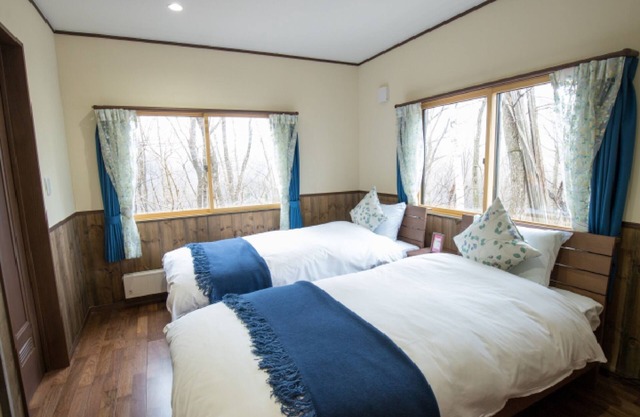 Nonsmoking Entire building available Maximum 8 people Lodge with BBQ and bonfire / Kitaazumi-gun Nagano