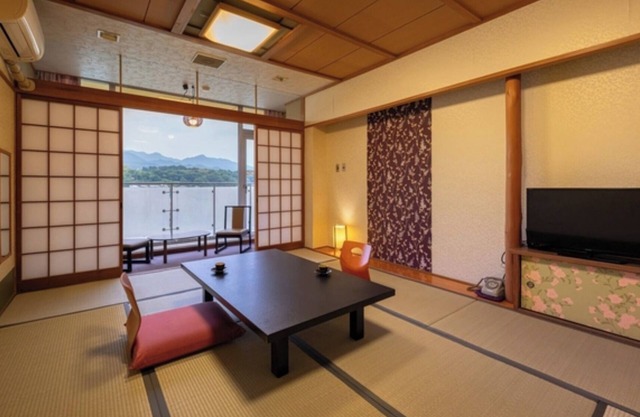 Nonsmoking Japanesestyle room with 12 tatami m / Hita Ōita