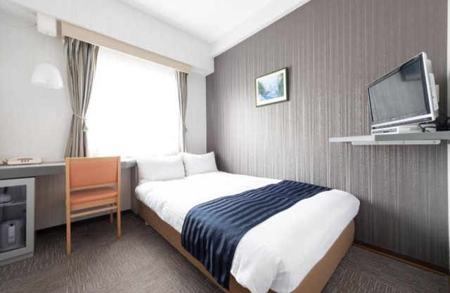 Nonsmoking Main building semidouble room wi / Tottori Tottori